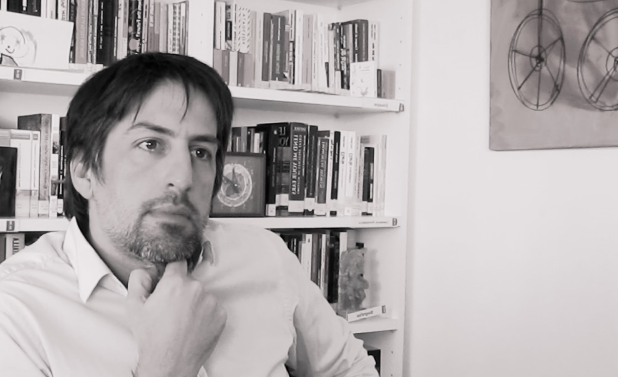 “El sobreendeudamiento empieza a jaquear la realidad económica de la Argentina”