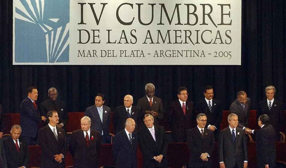 «ALCA, al carajo», el grito popular que sonó desde la Argentina hace 19 años